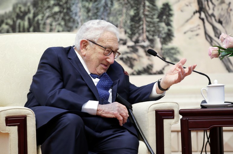 هنري كيسنجر Henry A. Kissinger Former U.S. Secretary of State Henry Kissinger speaks during a meeting with Chinese Foreign Minister Wang Yi (not pictured) at the Great Hall of the People in Beijing, China November 22, 2019. REUTERS/Jason Lee/Pool رويترز