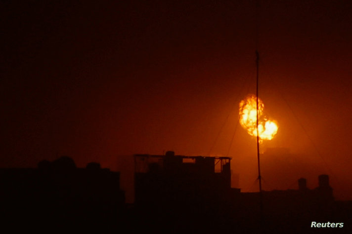 Israeli air strikes, in Khan Younis