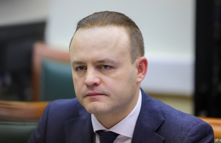 Vladislav Davankov, a representative of New People political party who plans to run for Russian president in the March 2024 election, visits an office of the Central Election Commission to submit documents in Moscow, Russia, December 25, 2023. REUTERS/Evgenia Novozhenina