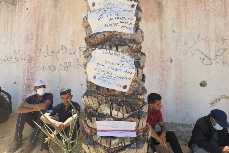 نحو ألفي مفقود في مدينة خان يونس فقدت آثارهم خلال الاجتياح الاسرائيلي الذي استمر 4 شهور -رائد موسى-خان يونس-الجزيرة نت