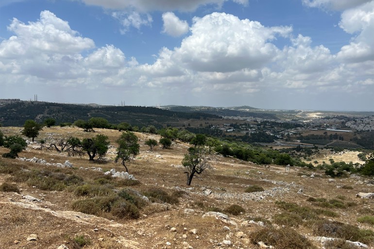 قرية جراش المهجرة جنوب غرب القدس - خاص بالجزيرة نت