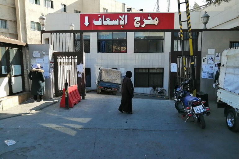 إسعاف مستشفى المجتهد_ الجزيرة نت